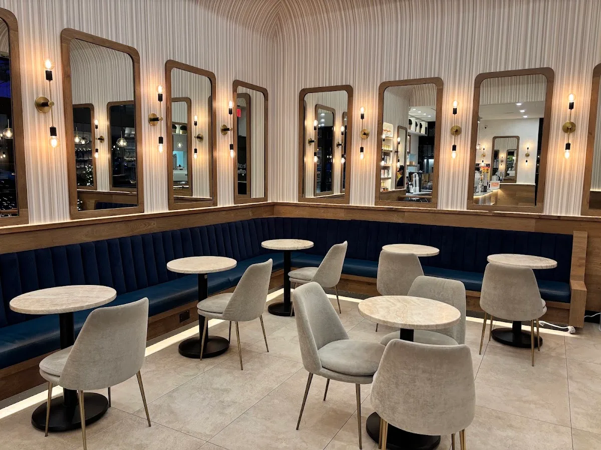 Le Cafe Coffee