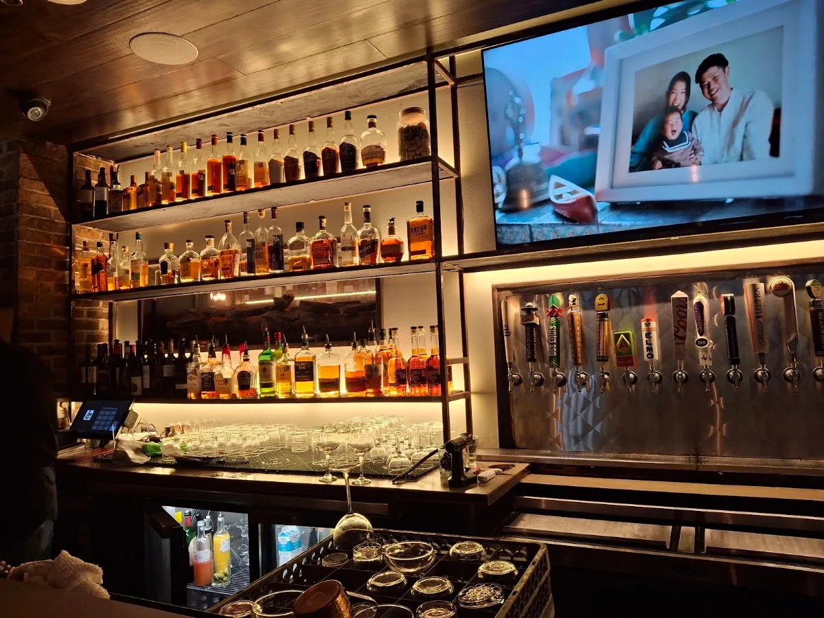 Foxhole Culinary Tavern