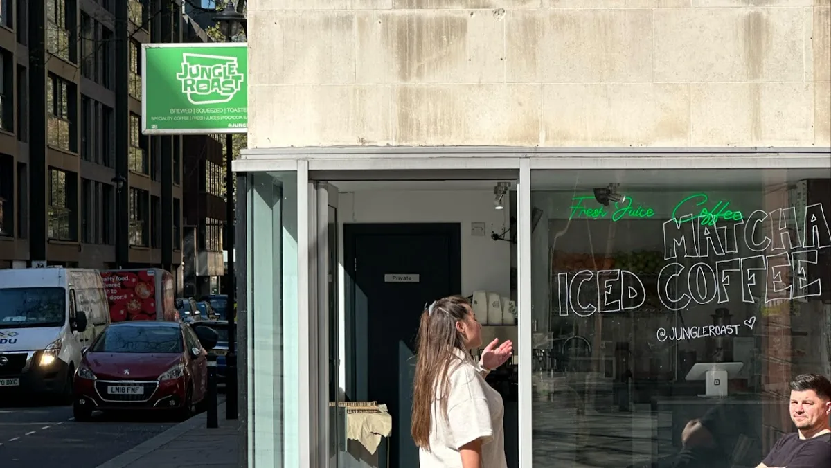 Jungle Roast - COFFEE, JUICE & MATCHA BAR