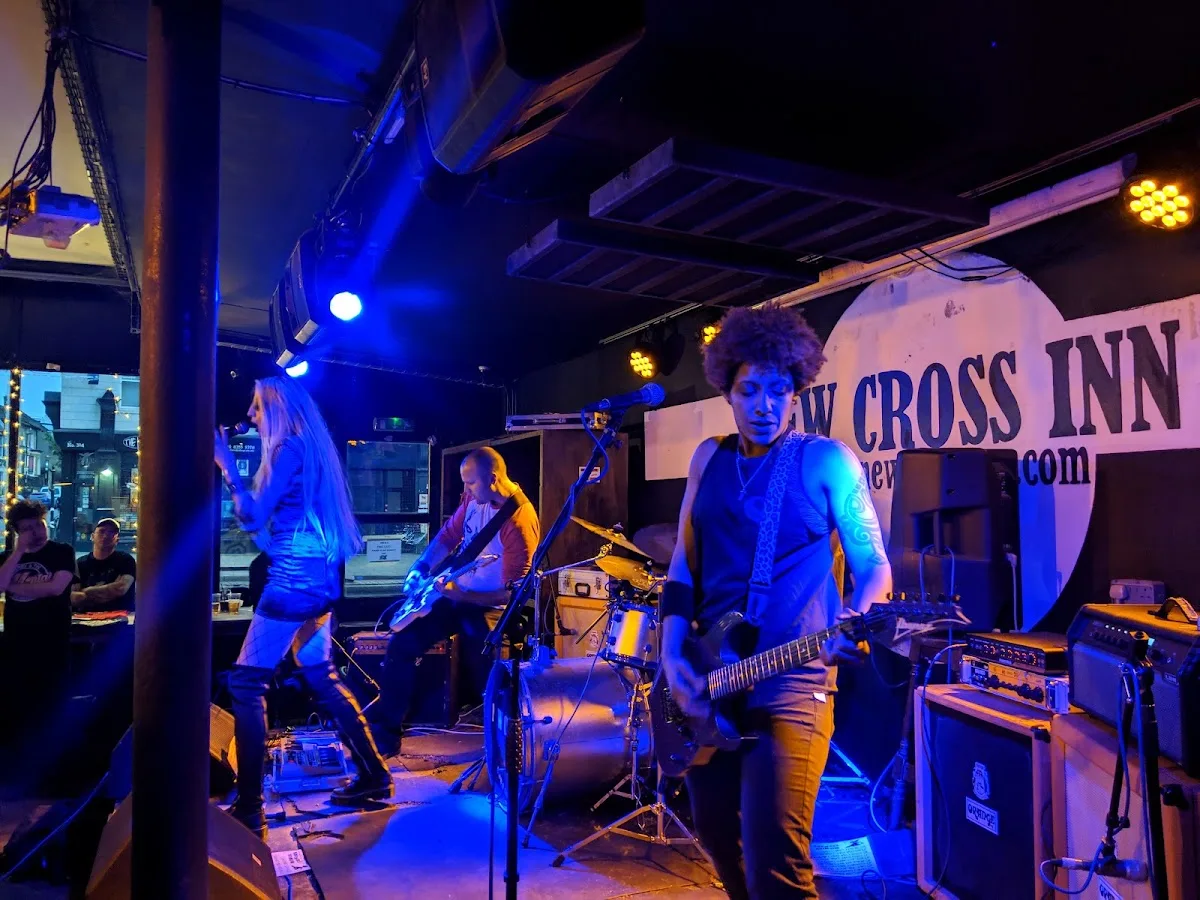 New Cross Inn