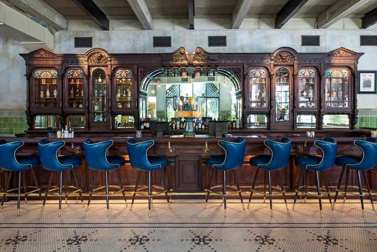 Cedar Tavern