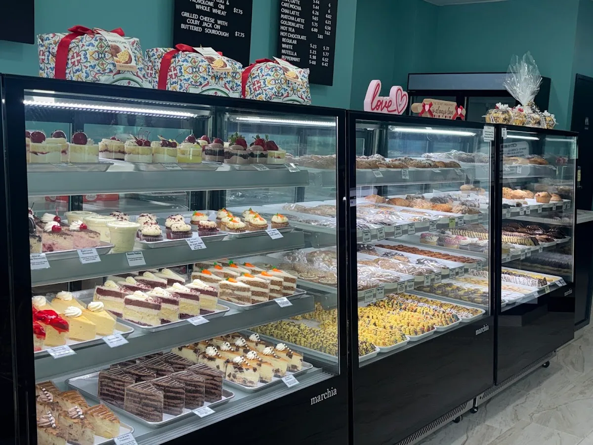 Cookies and Cream Pastry Shop