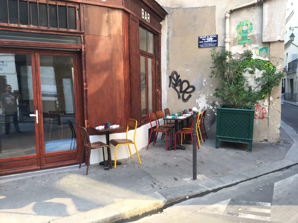 Les Chartrons