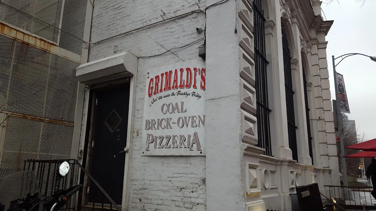Grimaldi's Pizzeria