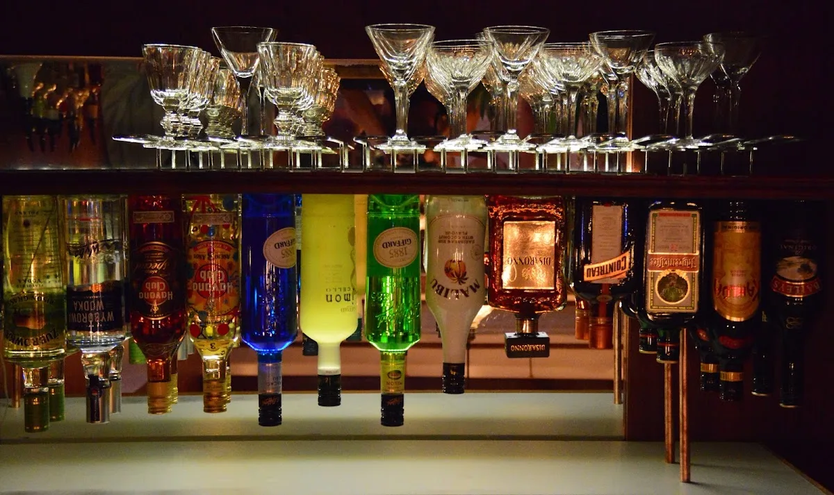 Loufoque Paris 5 - Restaurant et bar à jeux