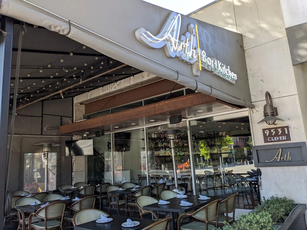 Arth Bar & Kitchen