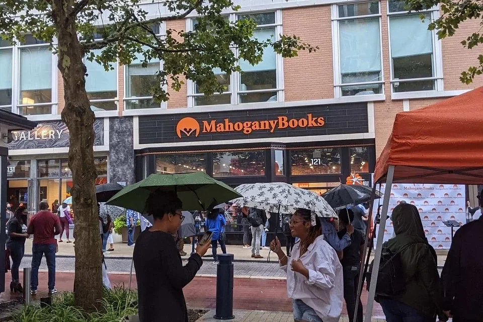 MahoganyBooks - National Harbor