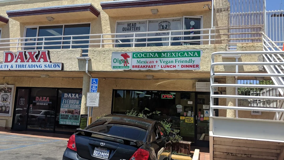 Olga's Naturally: Cafe