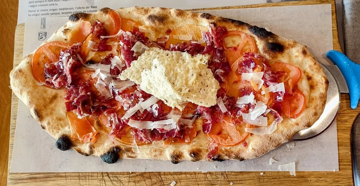 El Racó: Vermut & Tapas bar