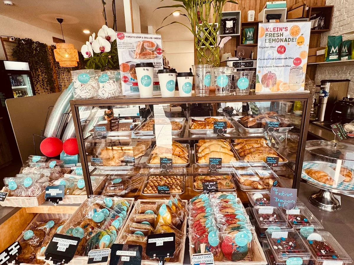 Klein’s Bakery & Cafe (Lincoln Park)