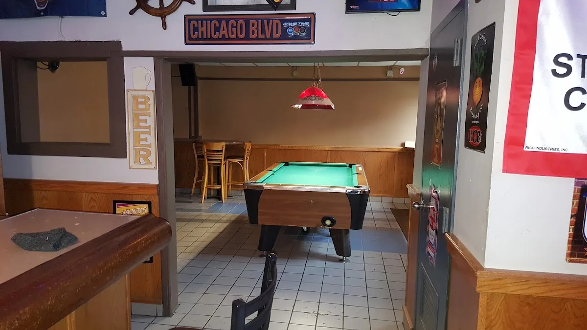 Loafers Bar