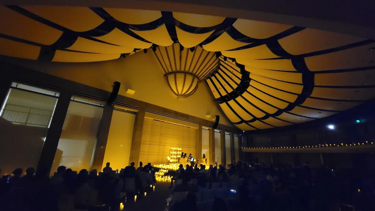 Ahmanson Hall