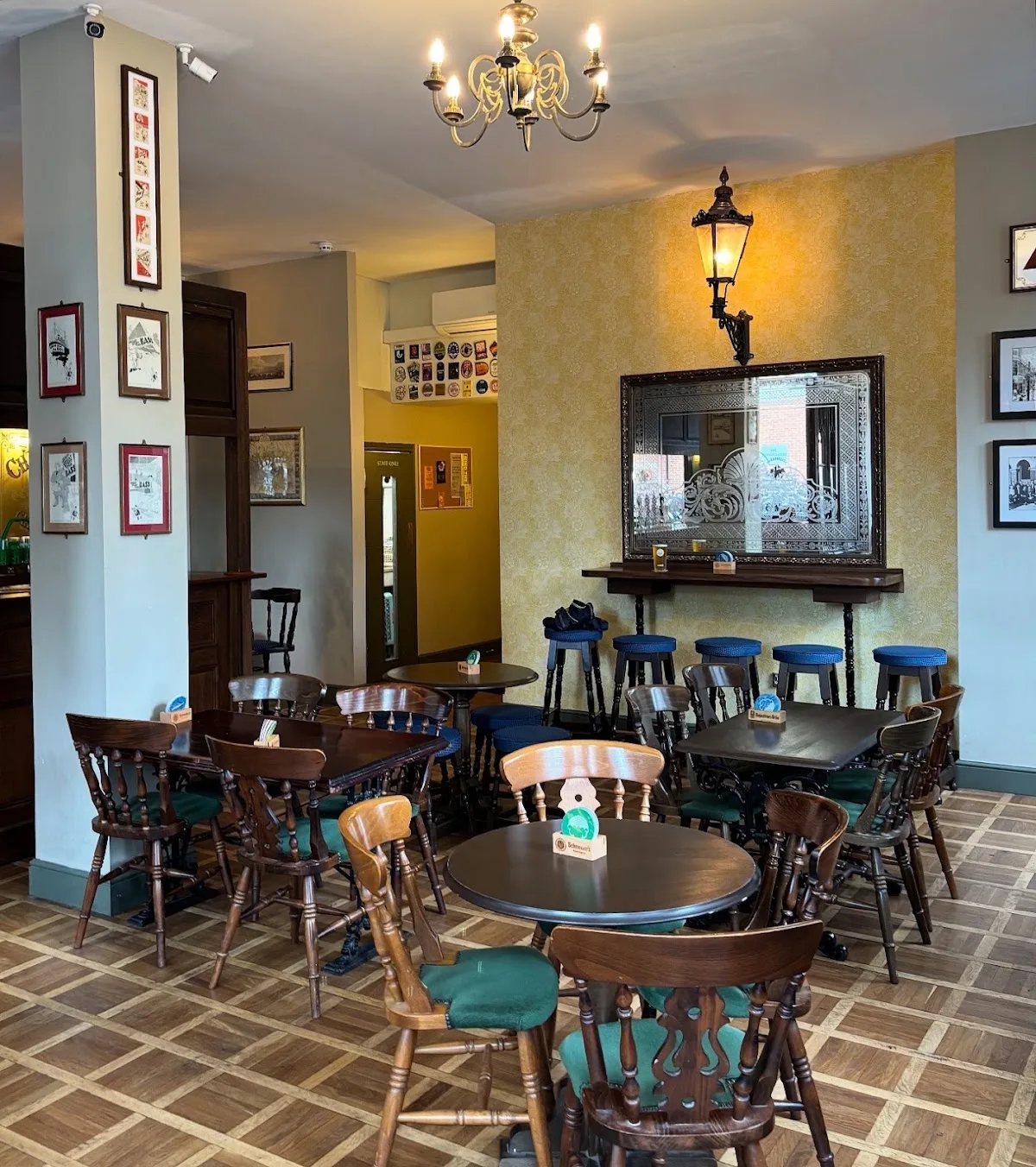 The Hand & Marigold Free House