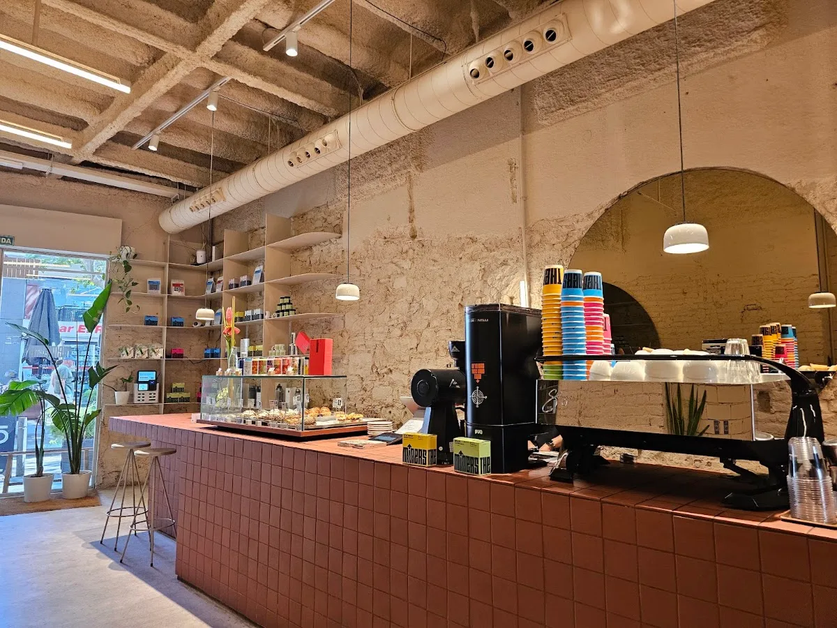 The Miners Coffee Poblenou Bakery
