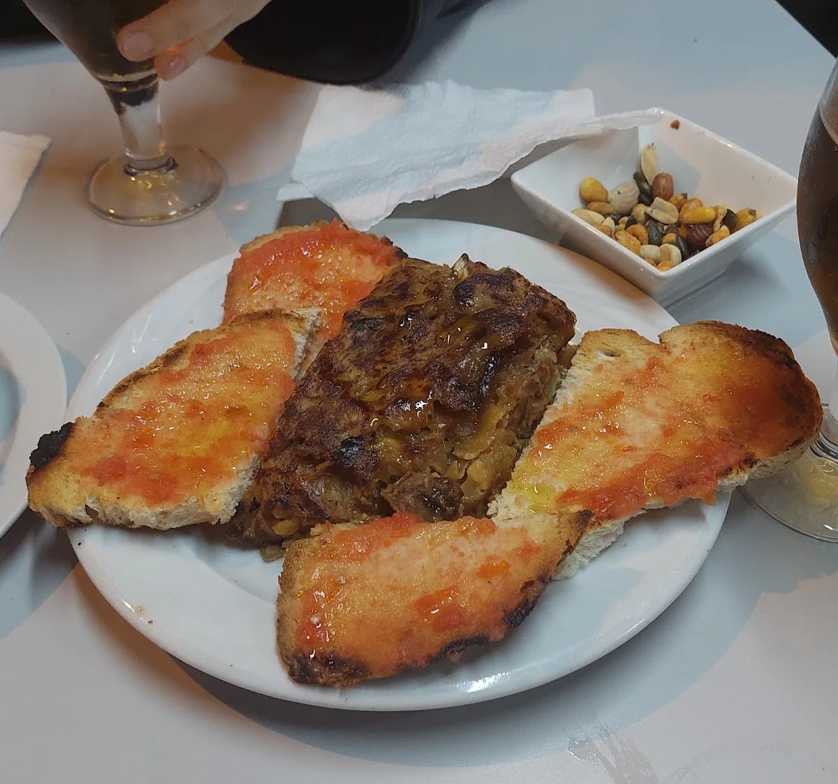 Leonés Snack Bar Cerveceria Cafeteria