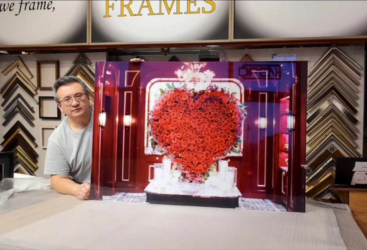 Big Apple Art Gallery & Custom Framing