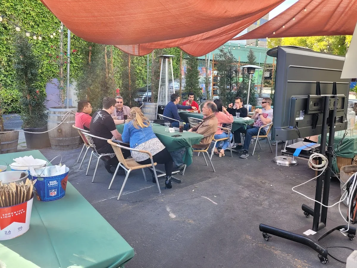 Pineapple Hill Saloon & Grill
