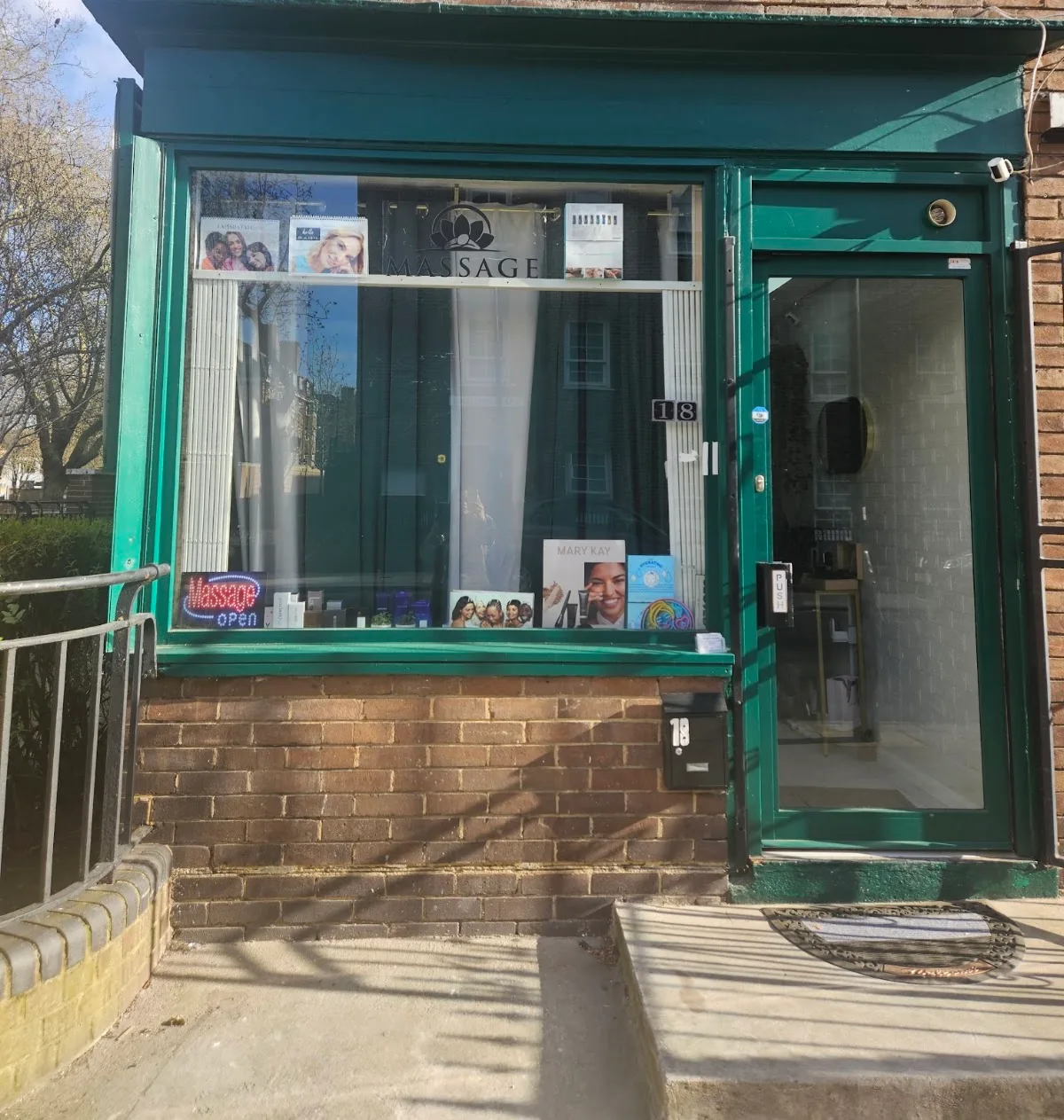 Jessy Beauty & Wellbeing | Brazilian massage in London