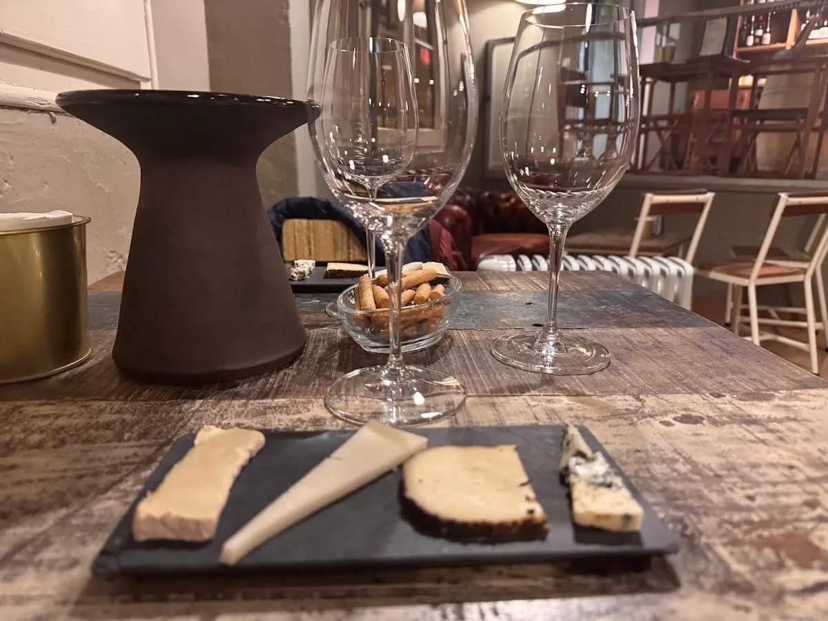 Viniteca Vinya Celler Masia
