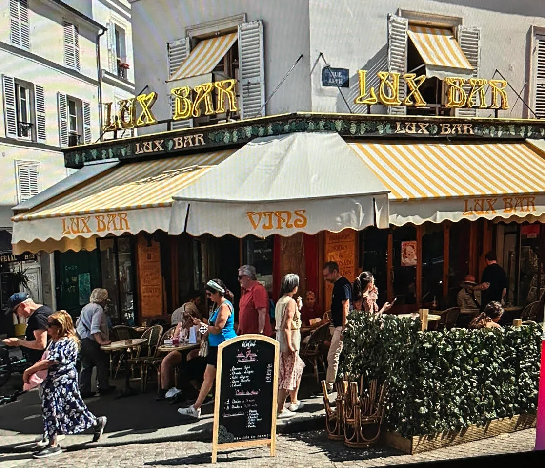 Lux Bar