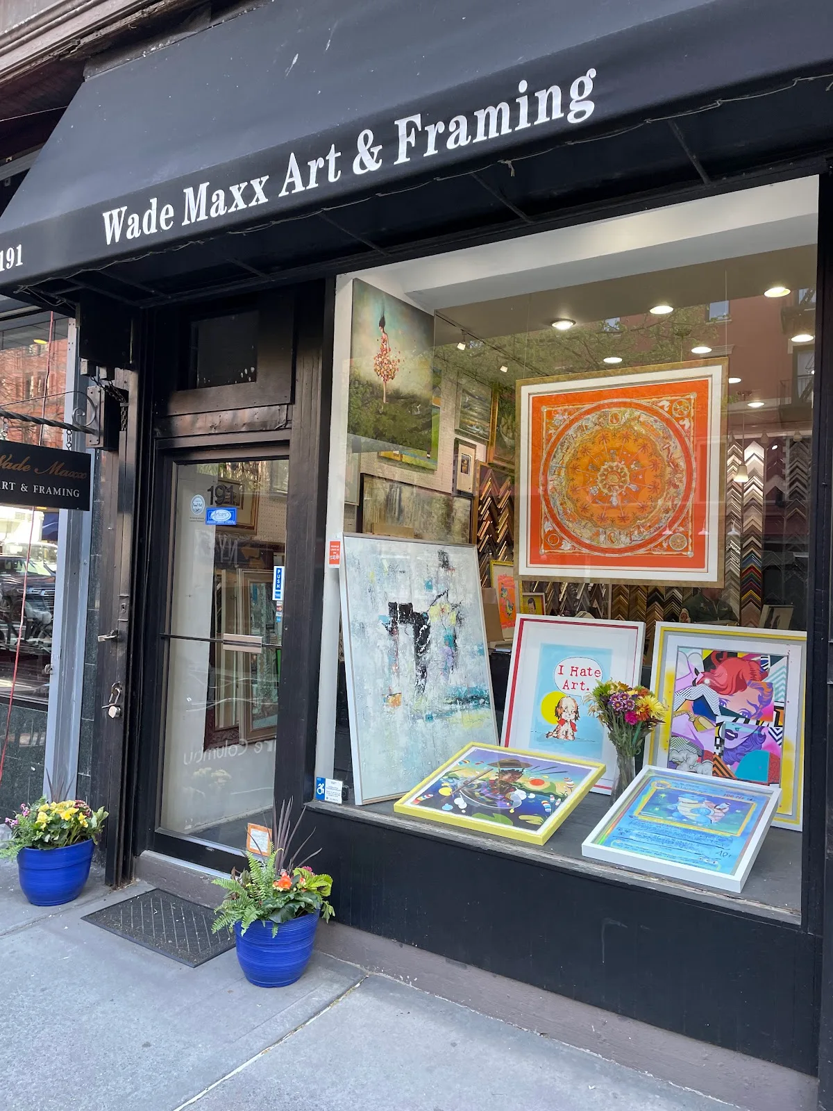 Wade Maxx Art Gallery & Framing