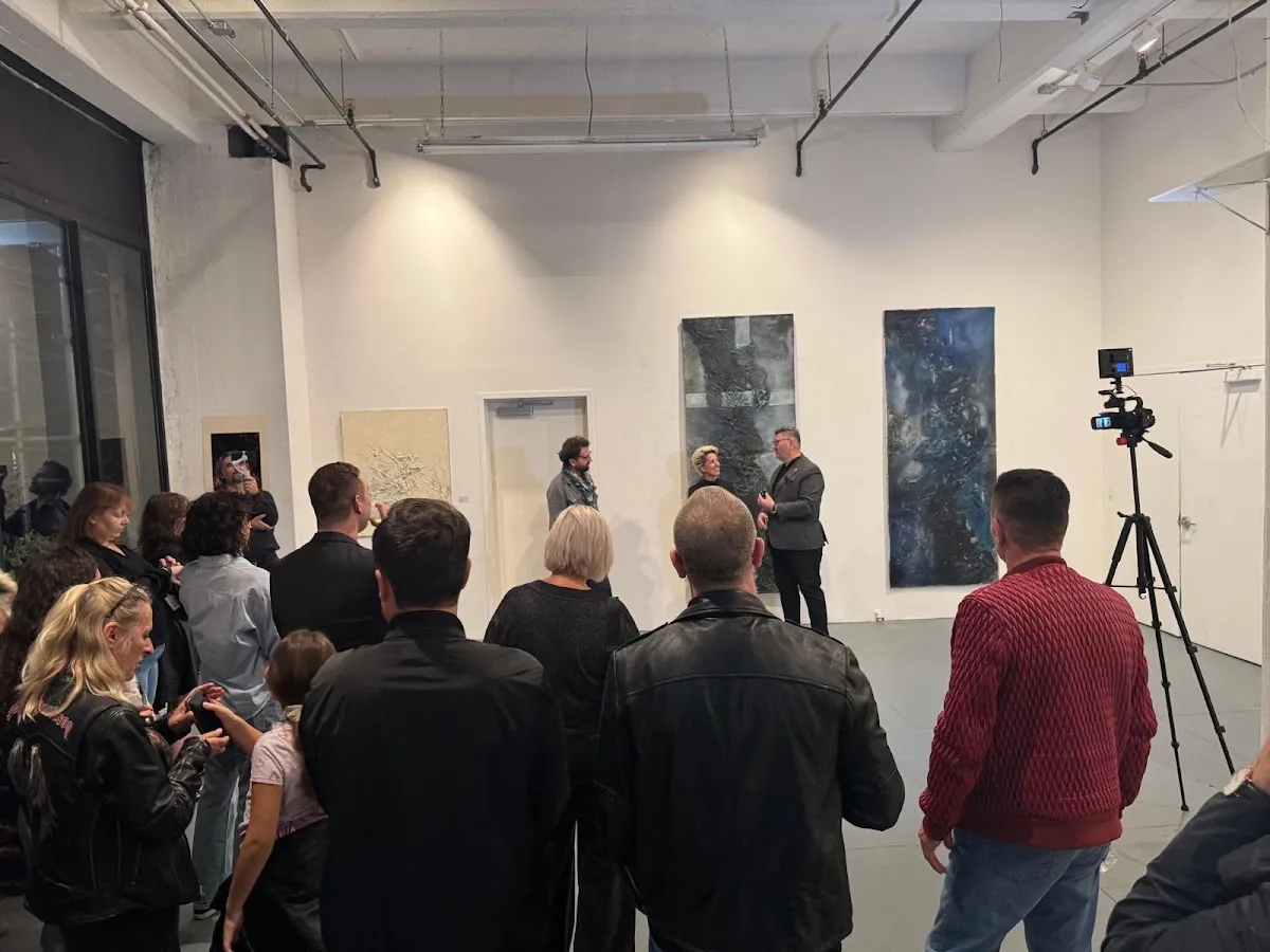 Gallery MC