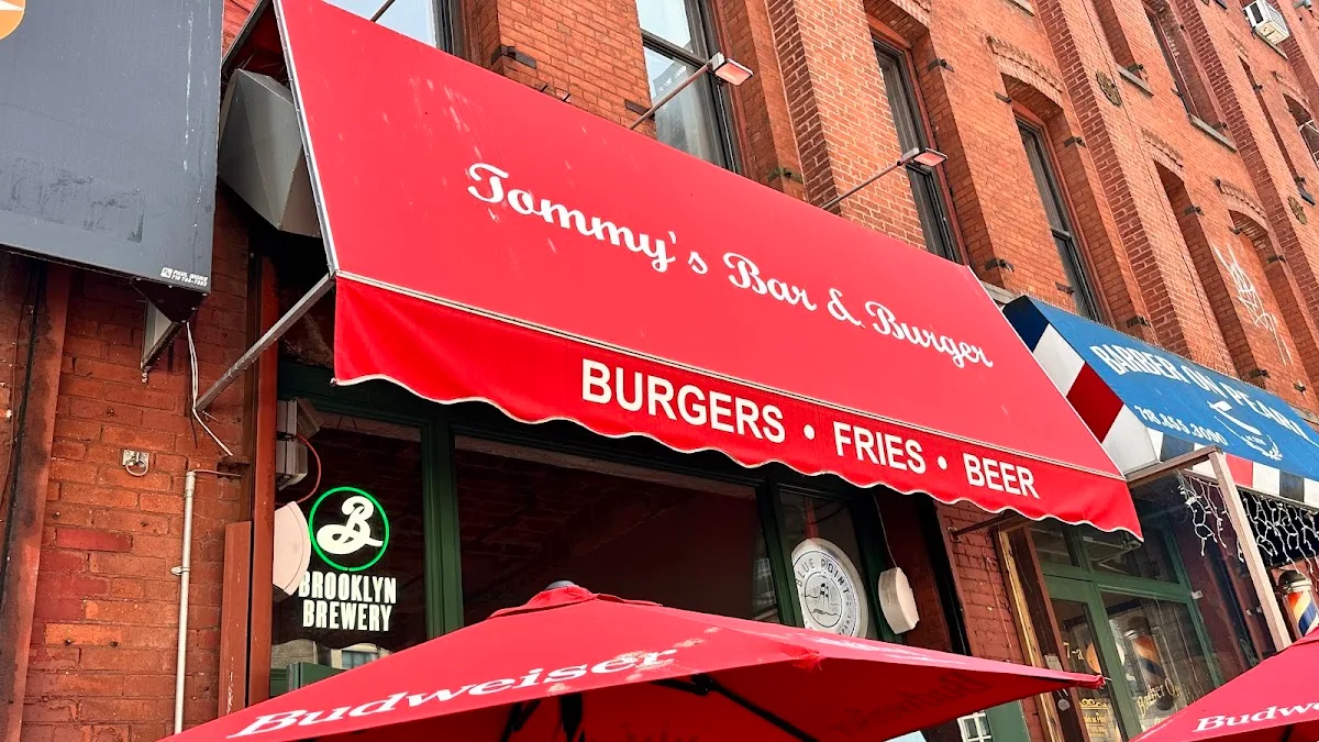 Tommy’s Bar & Burger
