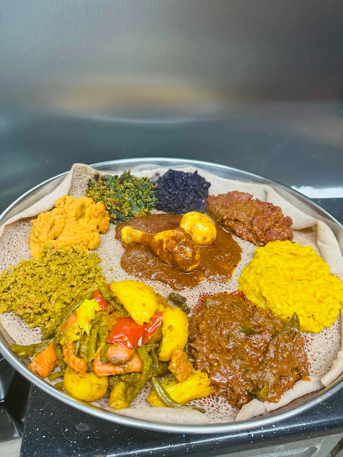 LA FAMILIA ETHIOPIAN AND ERITREAN BAR & RESTAURANT