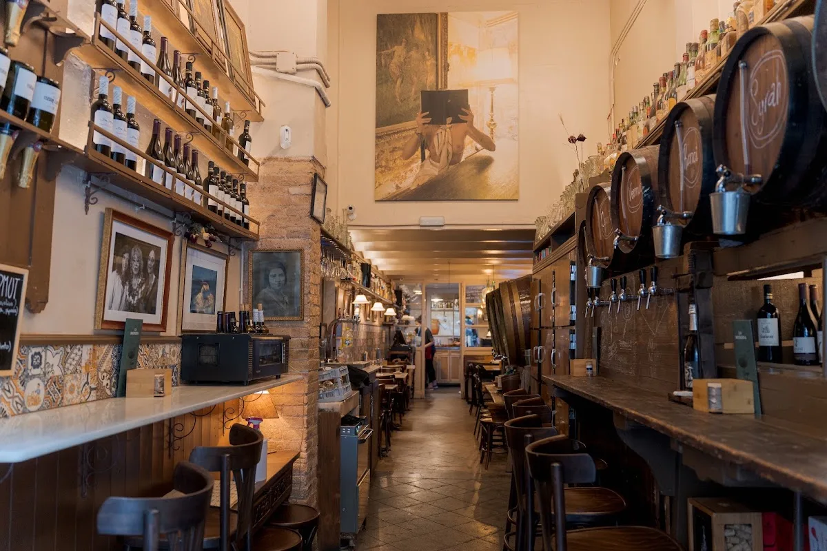 La Moderna Bodega y Restaurante tradicional 1937