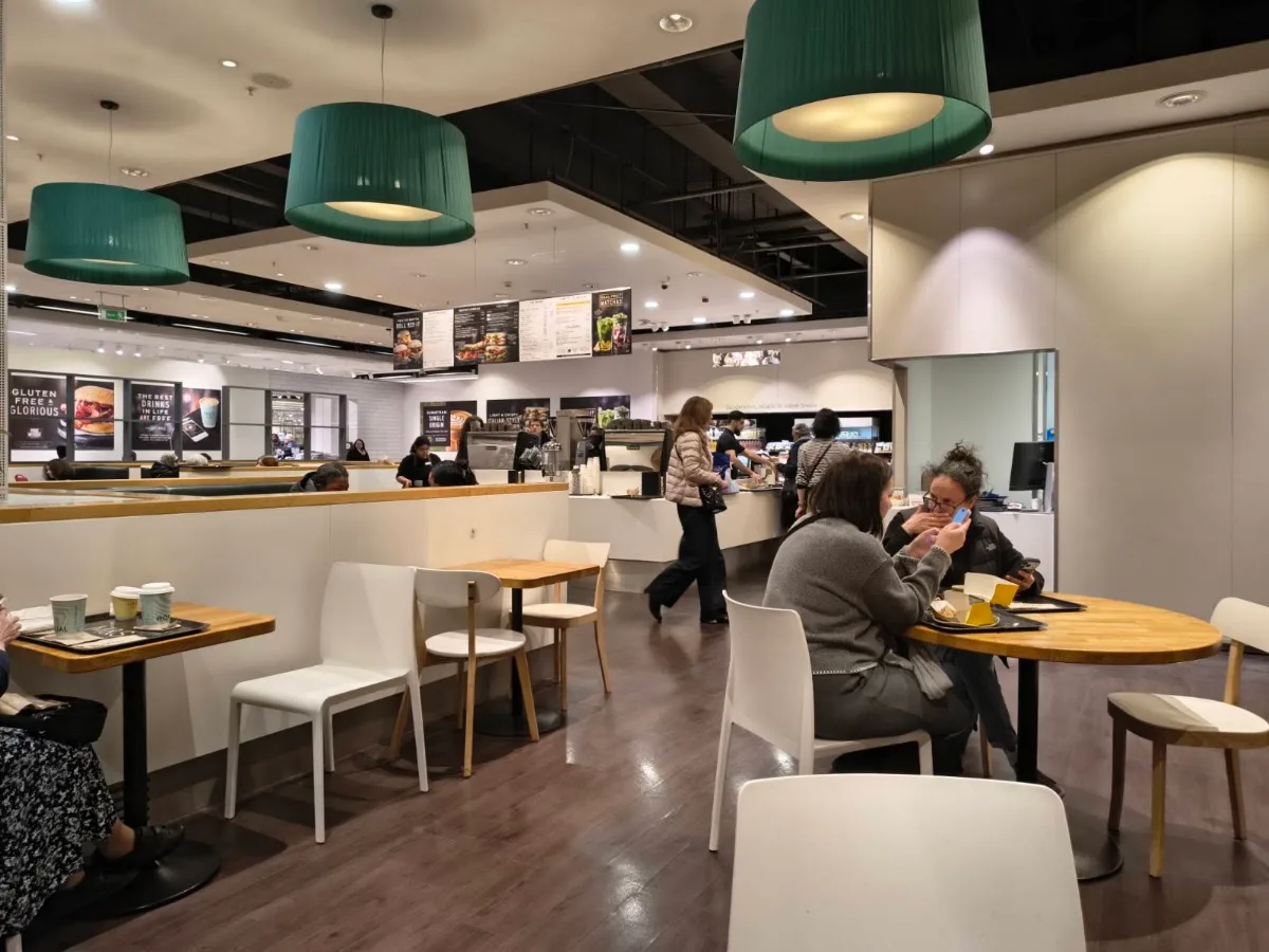 M&S Café