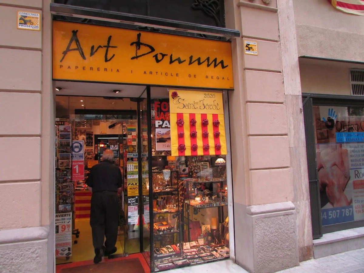 ART DONUM