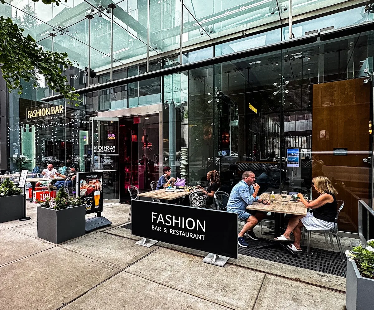 Fashion Bar & Restaurant