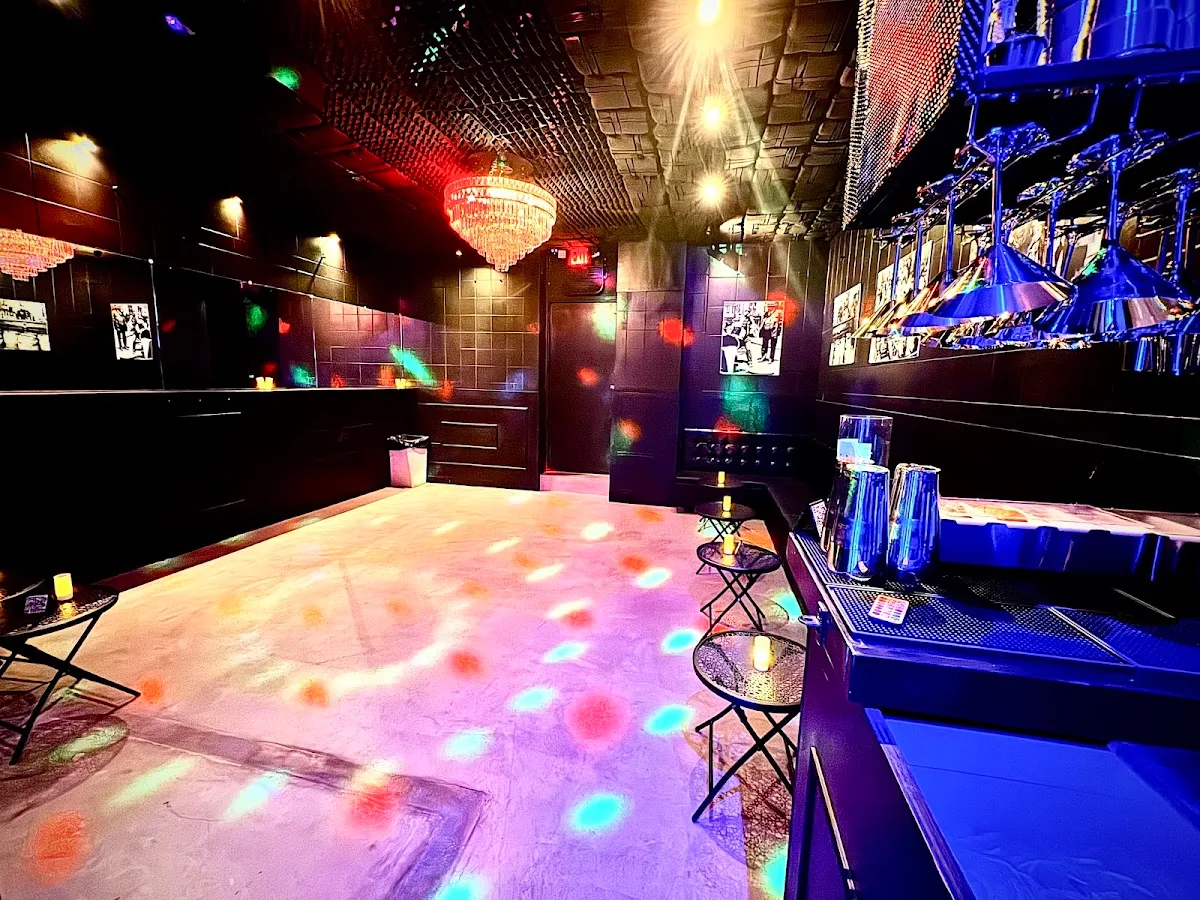 B Lounge NYC