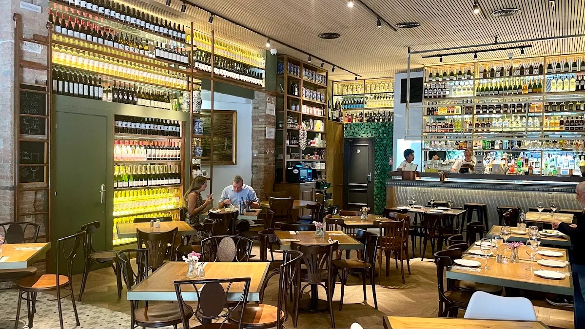 CASA CAVA - Bar de Tapas y Copas