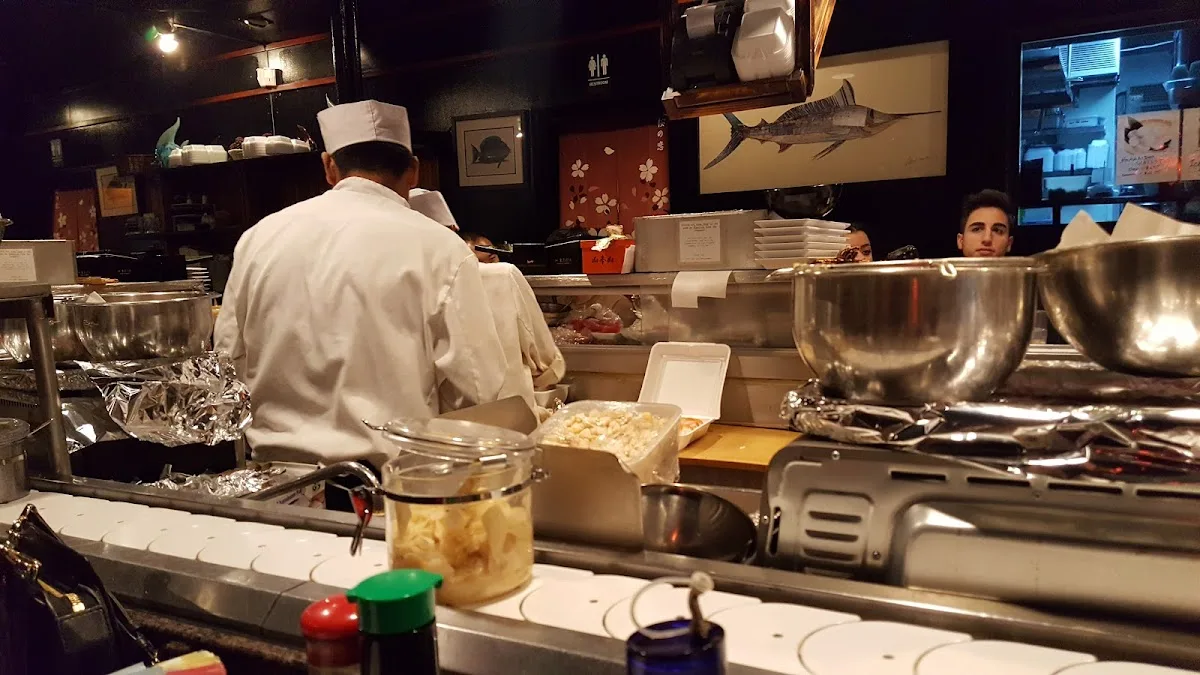 CHO CHO SAN - THE ORIGINAL!! Encino ownership changed long time ago