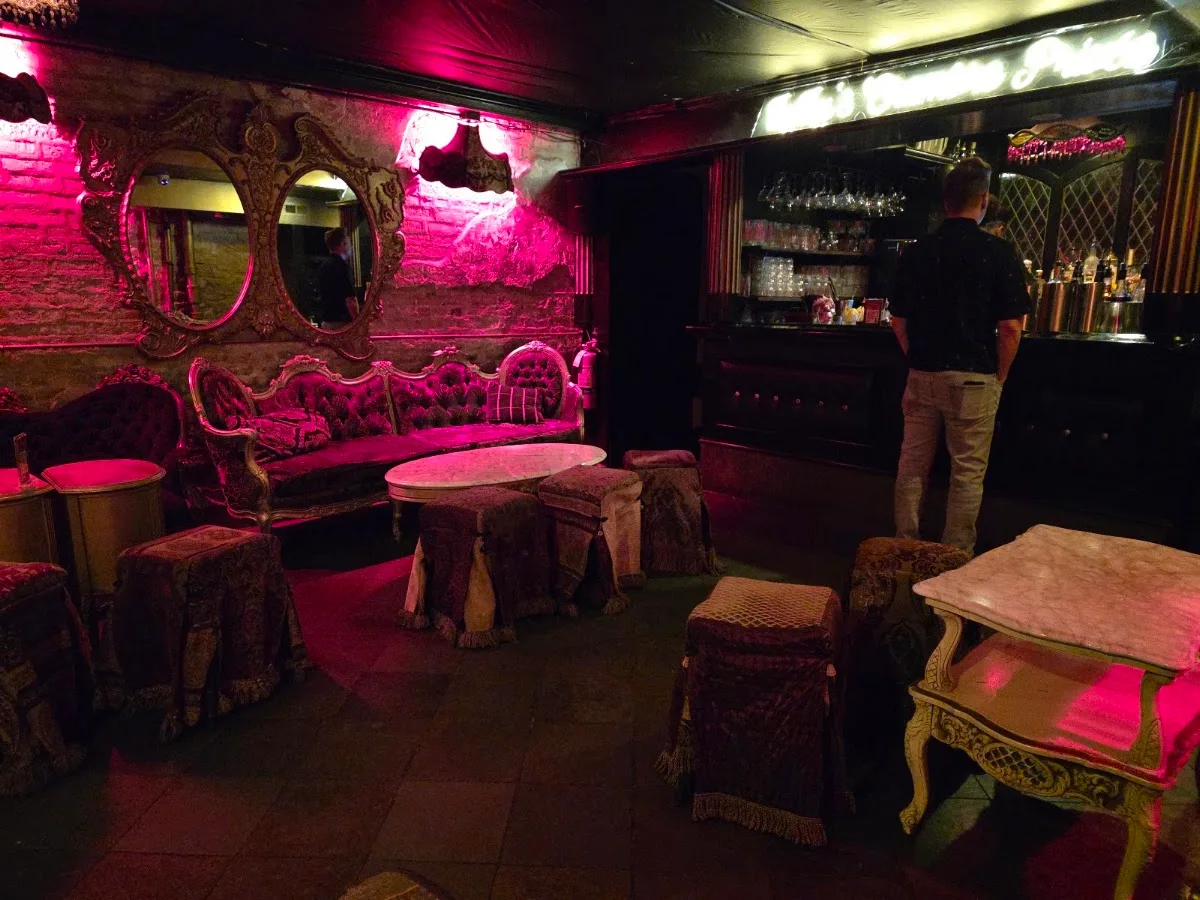 Lulu's Speakeasy