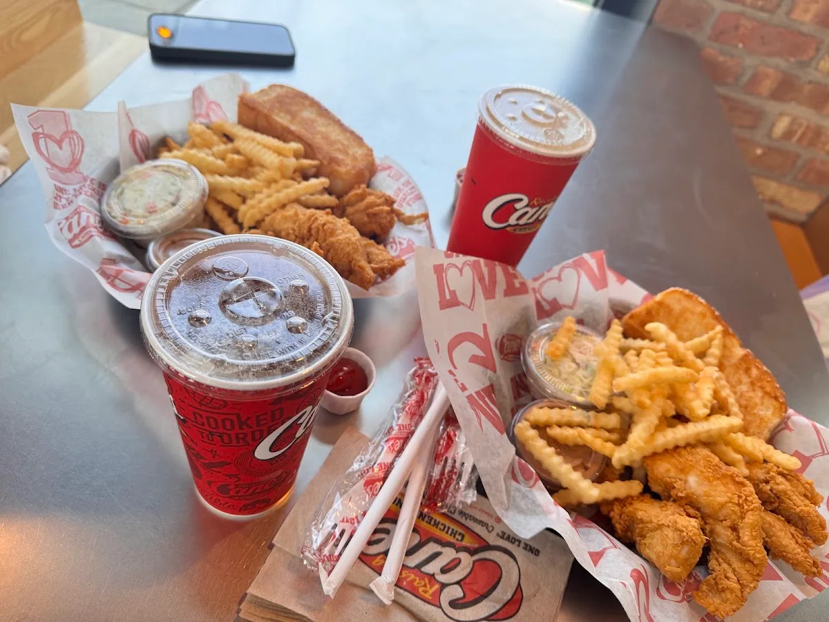 Raising Cane's Chicken Fingers