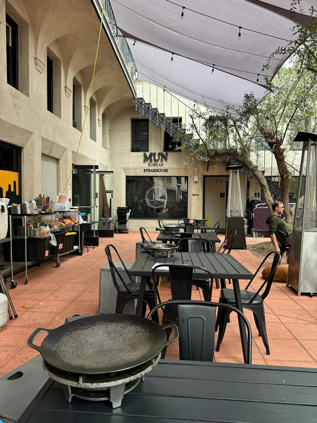Mun Patio