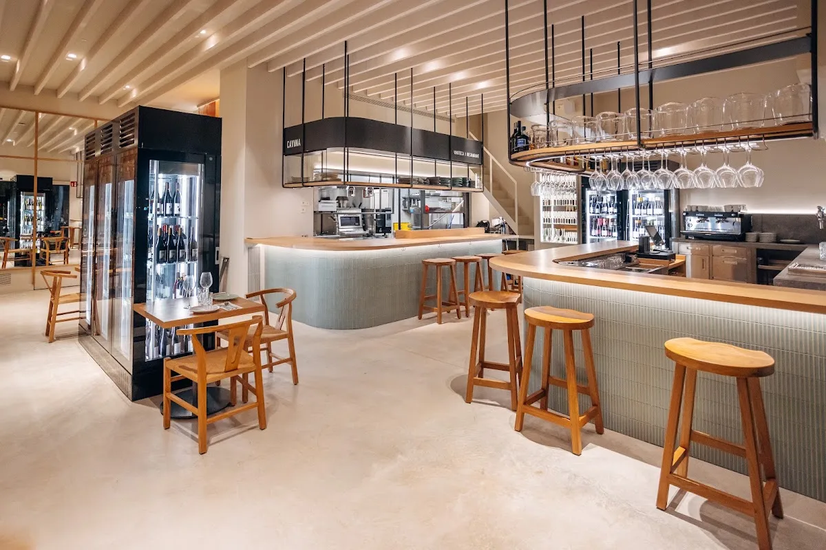 Cavina Vinoteca | Gastrobar