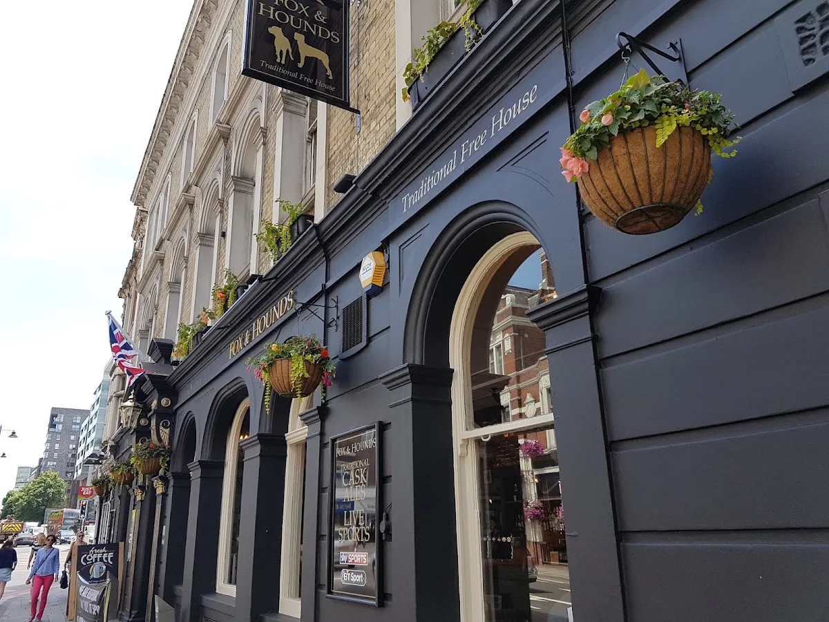 Fox & Hounds