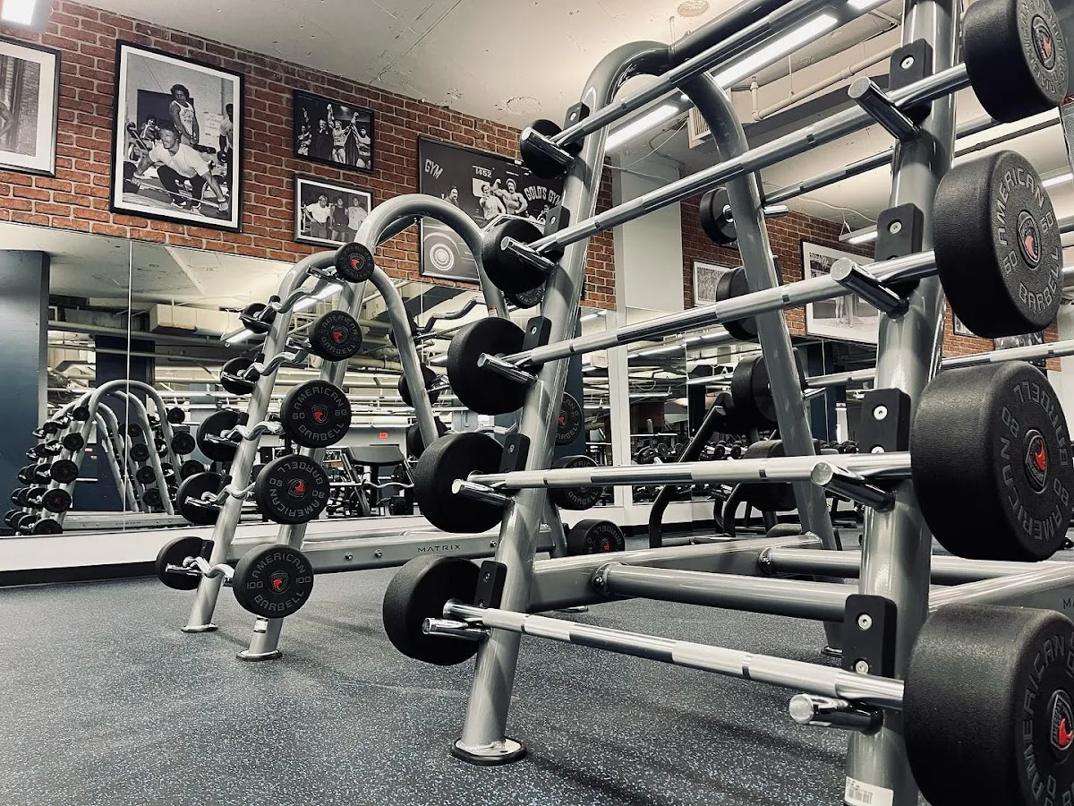 Gold's Gym - Dupont Circle