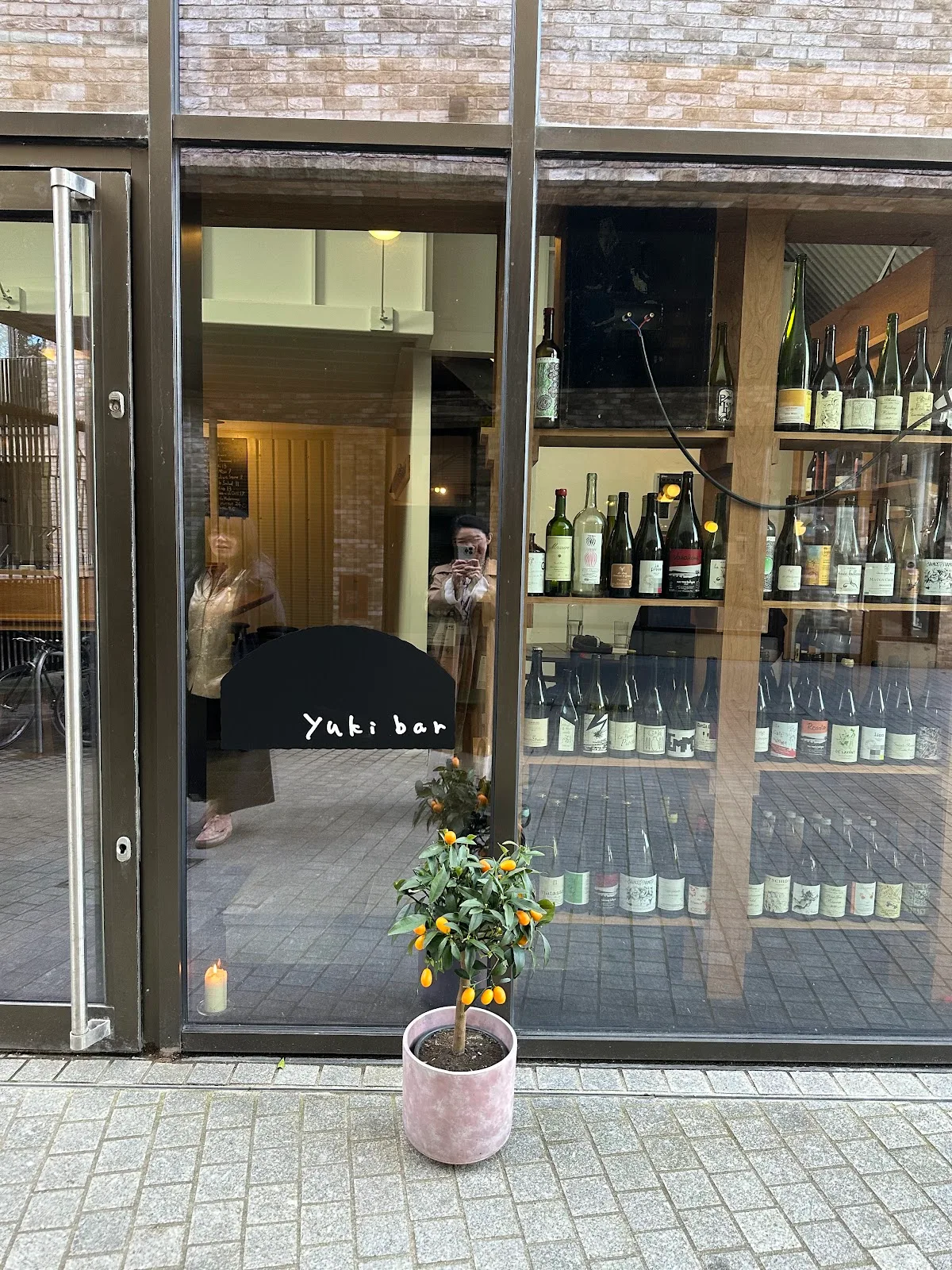 Yuki bar