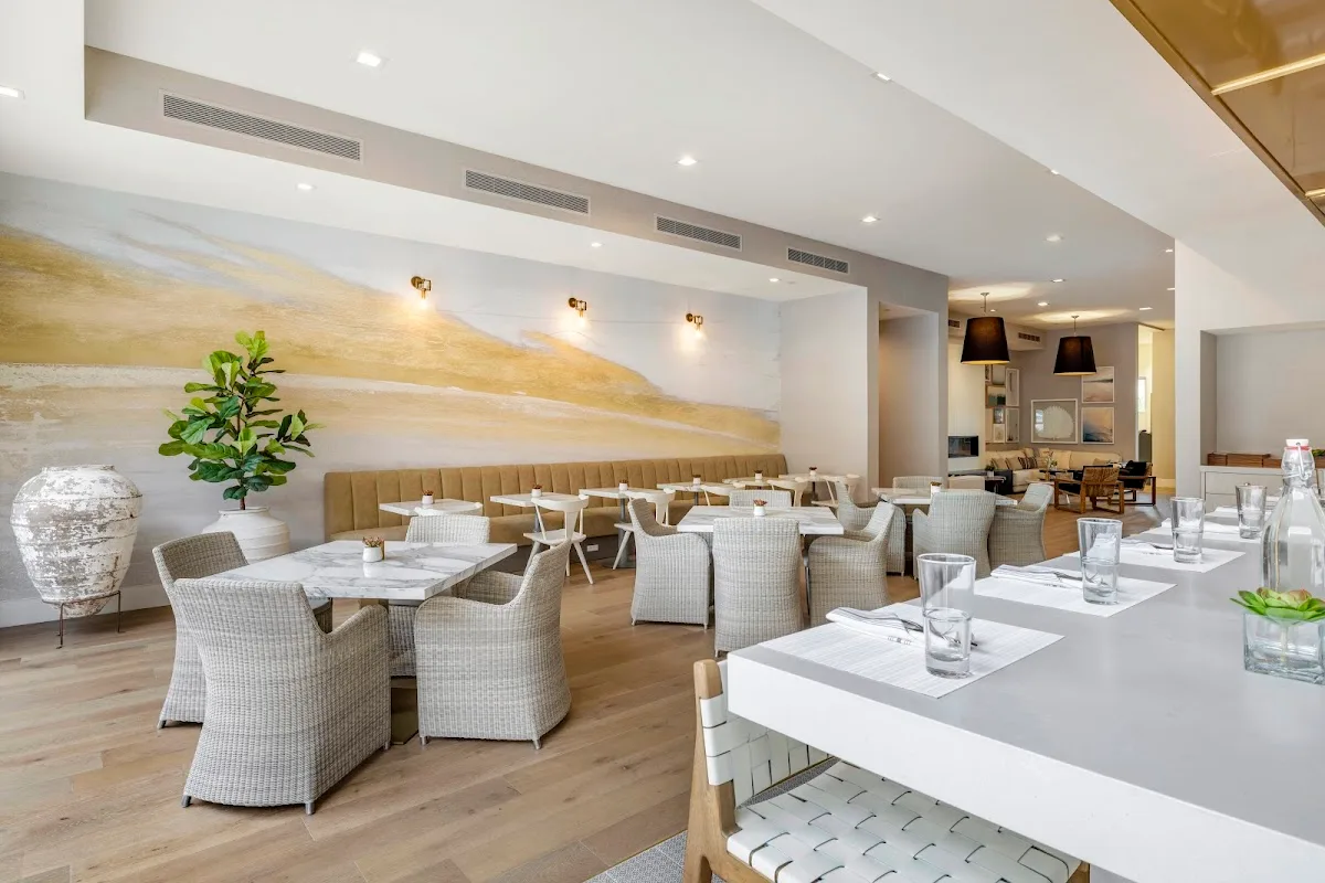 Malibu Canyon Bar and Grill