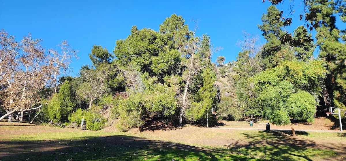 Crestwood Hills Park