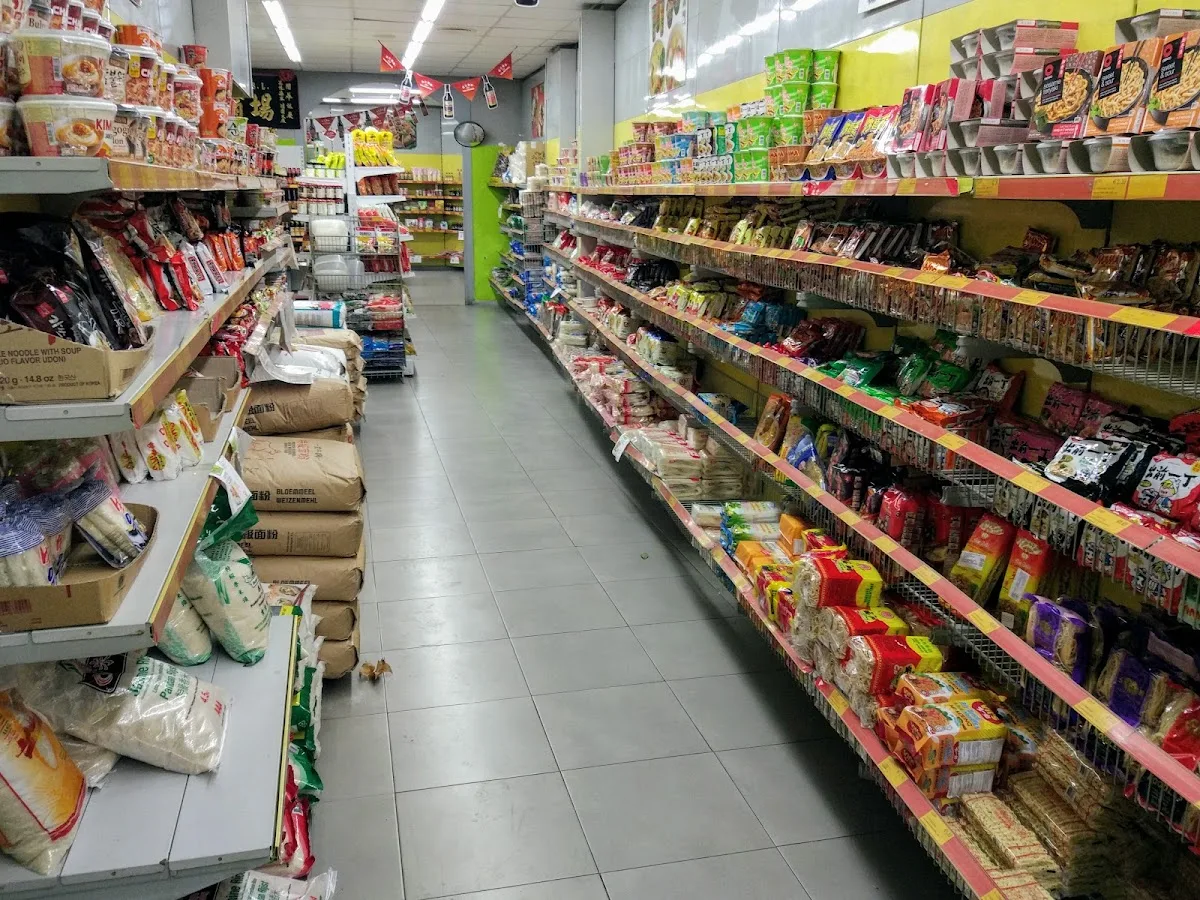 YUEN TONG