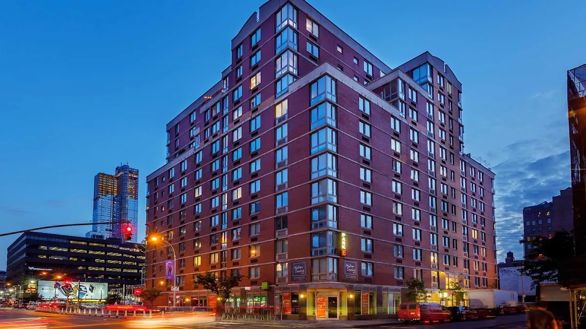 Hudson Crossing Apartments