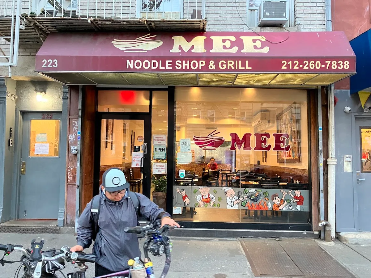 Mee Noodle Shop and Grill