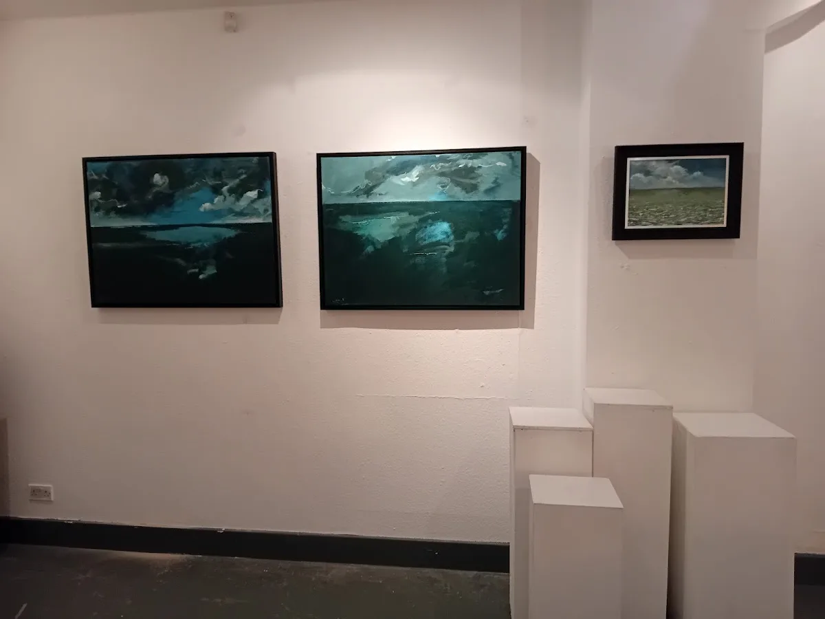 Nolias Gallery