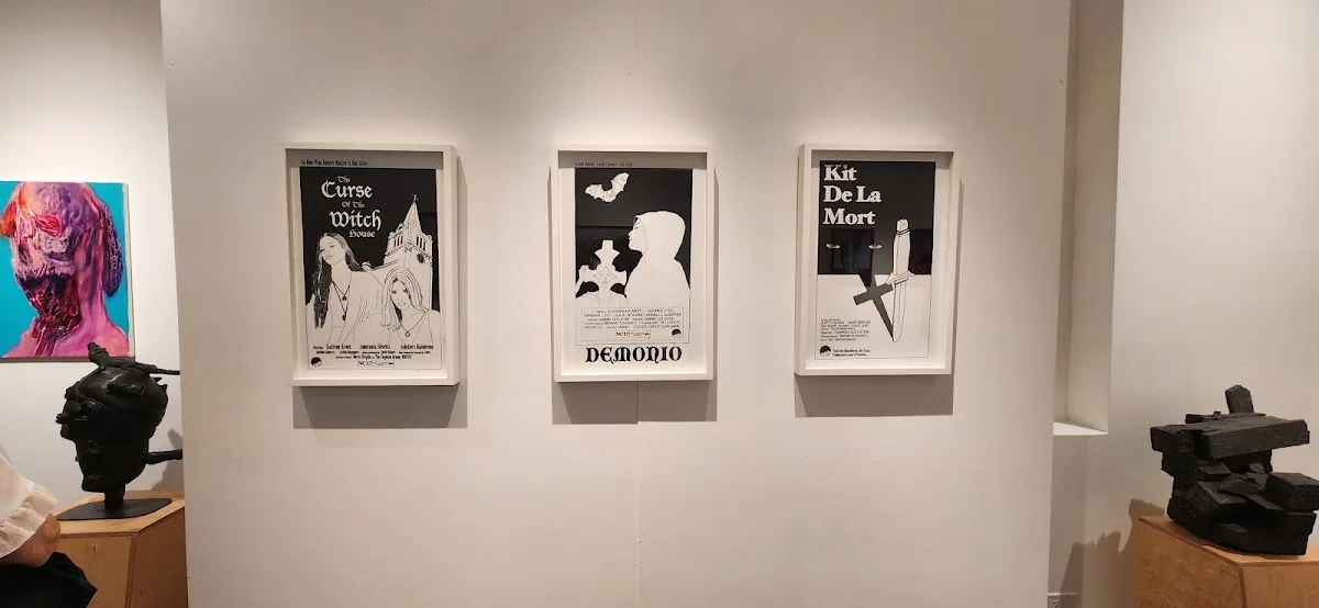 Seis Gallery