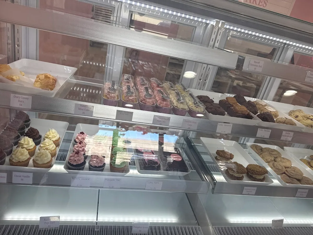 PamCakes Bakery